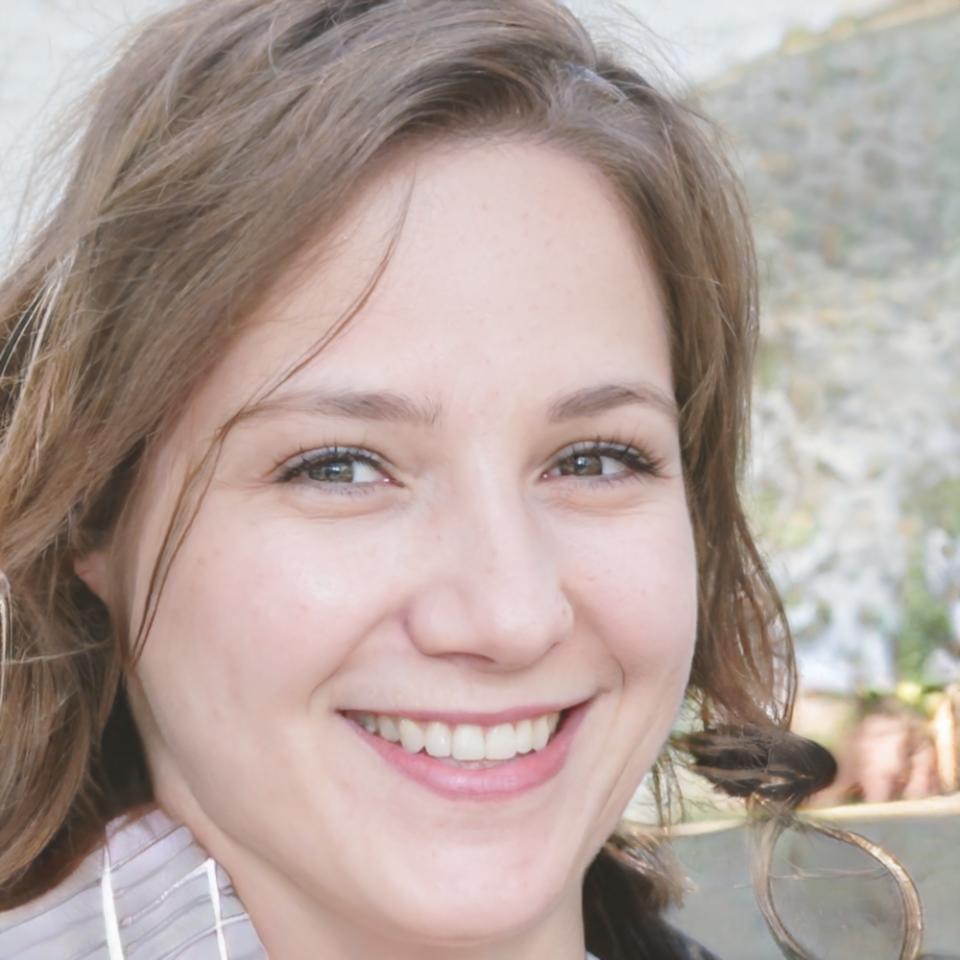 Professional financial mentor headshot